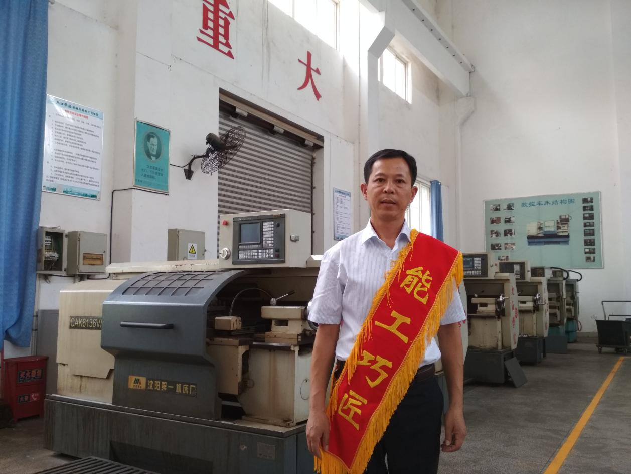 说明: df292858a375236727810621d00edd3