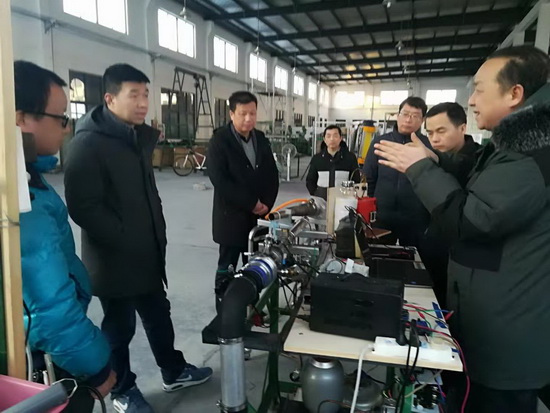 说明: C:\Users\Administrator.USER-20180518BQ\Desktop\新建文件夹\机械学院赴企业参观交流\2.jpg